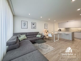 EXKLUZÍVNE Moderný 3 izbový byt na Bakossovej ulici na pr - 3