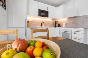 Rezervované Moderný 3-izbový rodinný dom v Slovenskom Grobe - 3