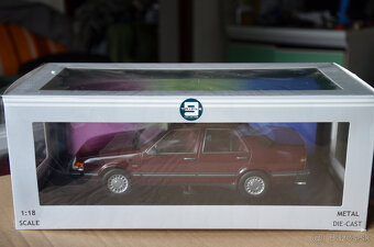 1:18 Volvo + SAAB - 3