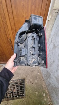 Transporter zadne svetla - 3