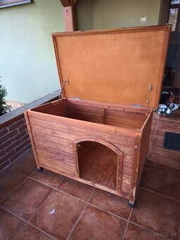 Psia búda 95x60 - 3