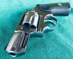 Revolver Ruger .38 Special - 3
