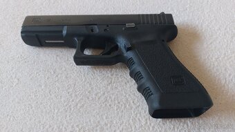 Predám Glock 17 - 3