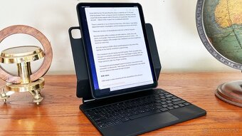 ESR Rebound Magnetic Keyboard Case 360 iPad Pro 13” 2024 - 3