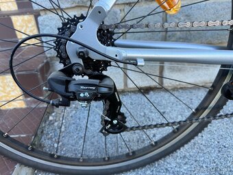 Cestný bicykel triban RC100 sivý - 3