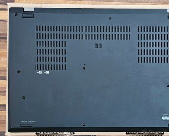 LENOVO ThinkPad P15s Gen 2i - i7,32GB,1TB SSD, LTE - 3