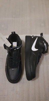 NIKE AIR FORCE 1 MID 07 BLACK. - 3