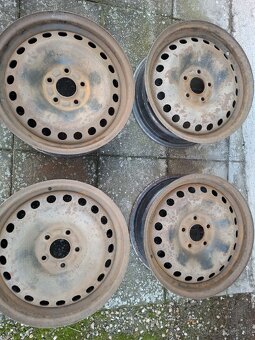 Plechové disky Ford - 3