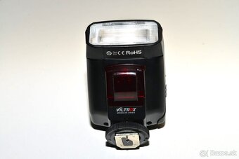 Blesk Viltrox JY 610II - 3