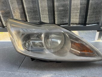 Predne svetla ford focus - 3