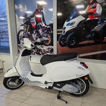Vespa Primavera 125 White - nová - 3