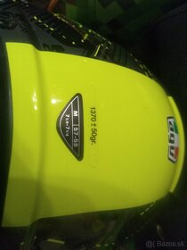 Predám prilbu AGV Rossi 46 - 3