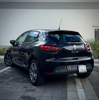 RENAULT CLIO 1.2i - 3