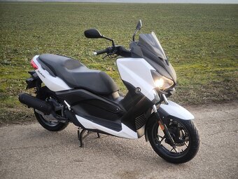 Yamaha x Max 125cm r.v 2017 - 3