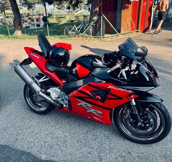 Honda CBR 954 RR - 3