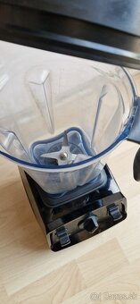 VitaMix Explorian E320 na predaj - 3