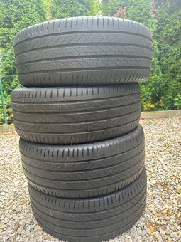 225/50 R17 - 3