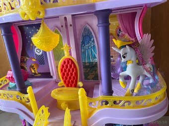 My little pony zámok - 3