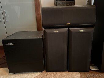 YAMAHA + repro JAMO - 3