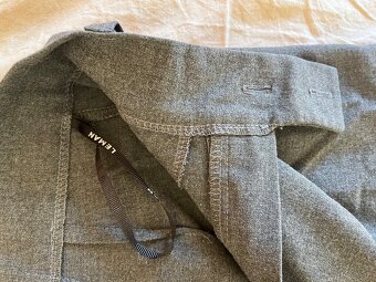 Nohavice v štýle old money - 3