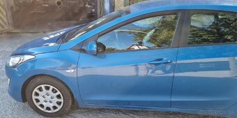 Hyundai i30 havarovany - 3