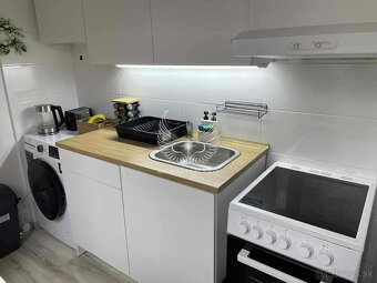 TOP ZREKONŠTRUOVANÝ 1I BYT NA HOMOLOVEJ NA PREDAJ - 3