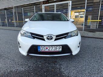 Toyota Auris 2014. 1,4 diesel - 3