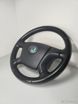 PERFOROVANÝ KOŽENÝ VOLANT OCTAVIA FABIA - 3