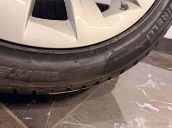 tesla model S zimní sada r19 pirelli dot2020 - 3