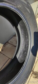 Predám pneu Continental EcoContact 6 235/55 R18 100V - 3