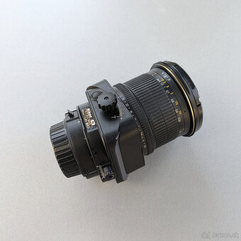 Nikon 45mm f/2.8D ED PC-E Micro NIKKOR Tilt Shift - 3