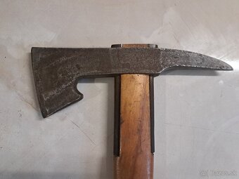 Stará hasičská  sekera - 3