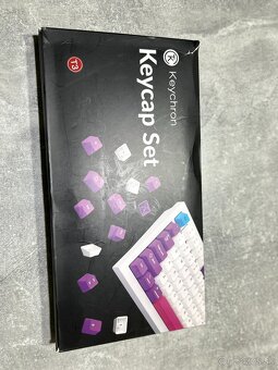 Predám Keychron OEM Dye-Sub PBT Keycap Set – Beach Full Set - 3