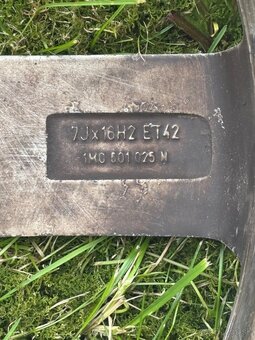 Elektróny 5x100 - 3