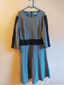 Pepitkové šaty × M × Reserved - 3