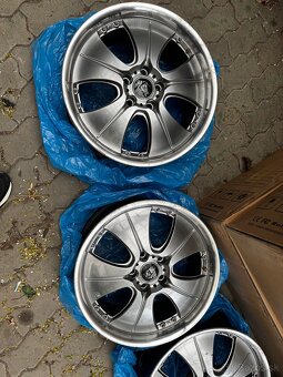Barracuda VOLTEC J8×R18 - 5×114,3 - ET 45 - 3