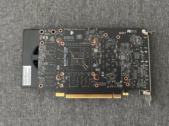 Nvidia Quadro P2200 - 3