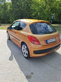 Peugeot 207 - 3