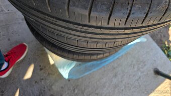 Predám letné gumy 215/65 R17 - 3