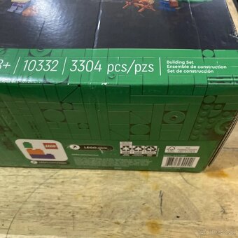 Lego -10332 - 3