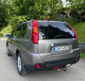 Nissan xtrail t31 - 3