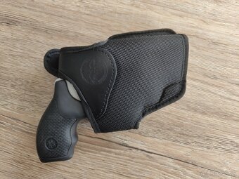 Predám Smith Wesson .38 Special +P - 3