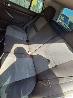 Predám sadu sedačiek z golf4 - 3
