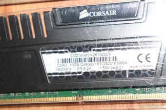 Corsair Vengeance 32GB DDR3 1600MHZ - 3