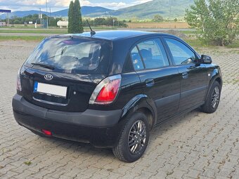 Kia Rio 1.4 LX - 3