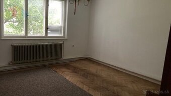 Na predaj Rodinný dom Košeca, garáž, letná kuchyňa, pozemok - 3