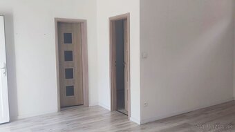 Na prenájom – Priestranný 1-izbový byt, Stupava,Hlavná. - 3