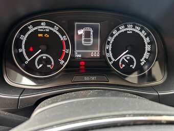 Fabia 1.0i 1. majitel najeto pouze 7290 Km - 3