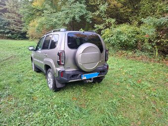 Lada Niva Travel - 3