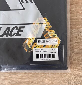 Palace Black P3 Polished Tee - 3